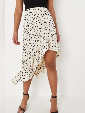 Missguided Cream & Black Dalmatian-Print Asymmetrical Ruffle Midi Skirt